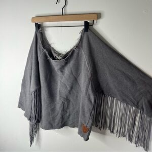 Hollywood Trading Company Gray Fringe Raw Hem Sweatshirt Large